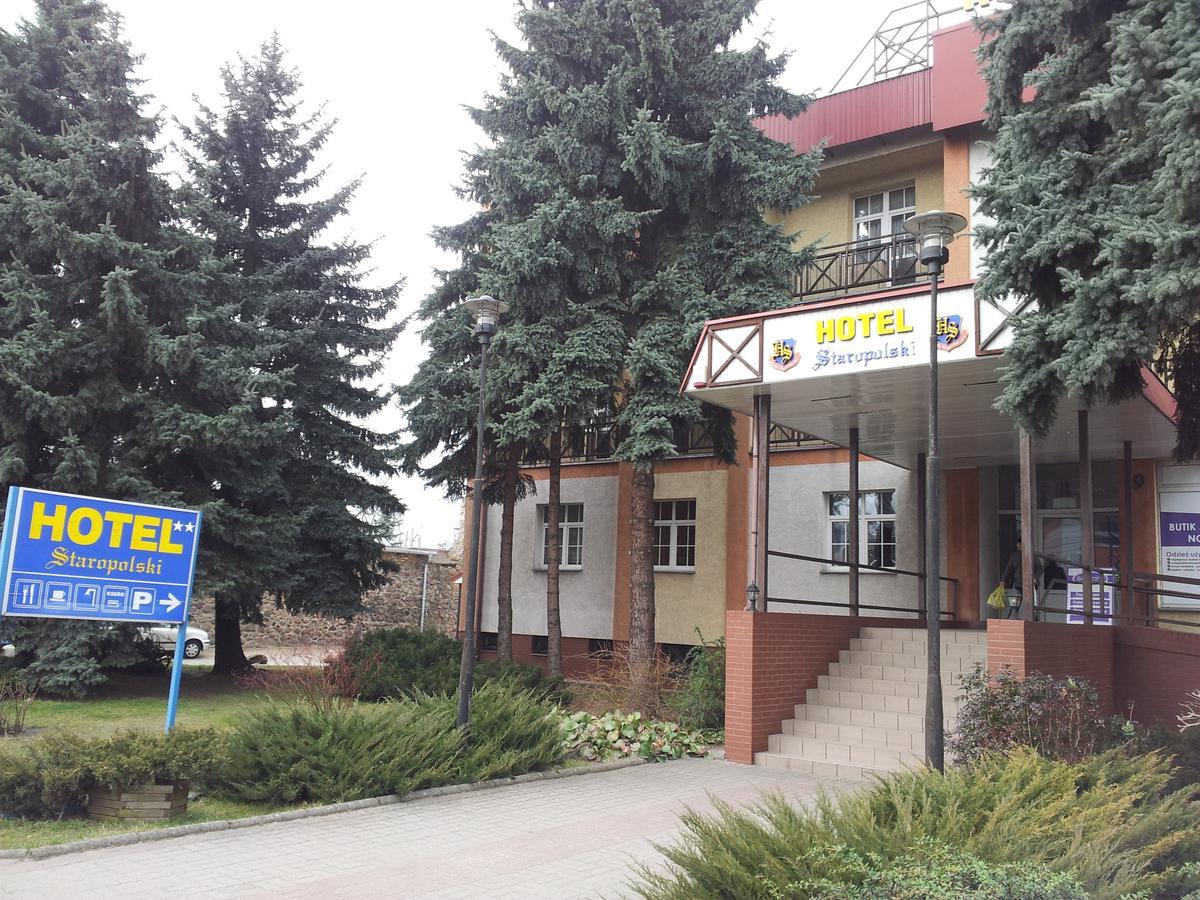Hotel Staropolski 斯切尔采-克拉延斯凯 外观 照片